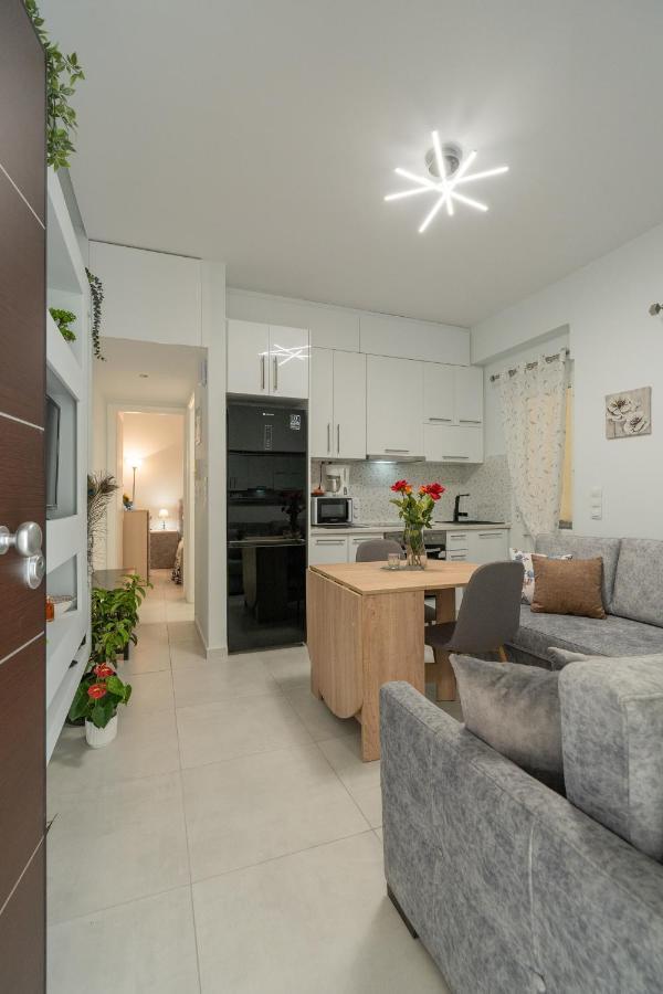 Comfy Apt Next To Metro Atene Esterno foto