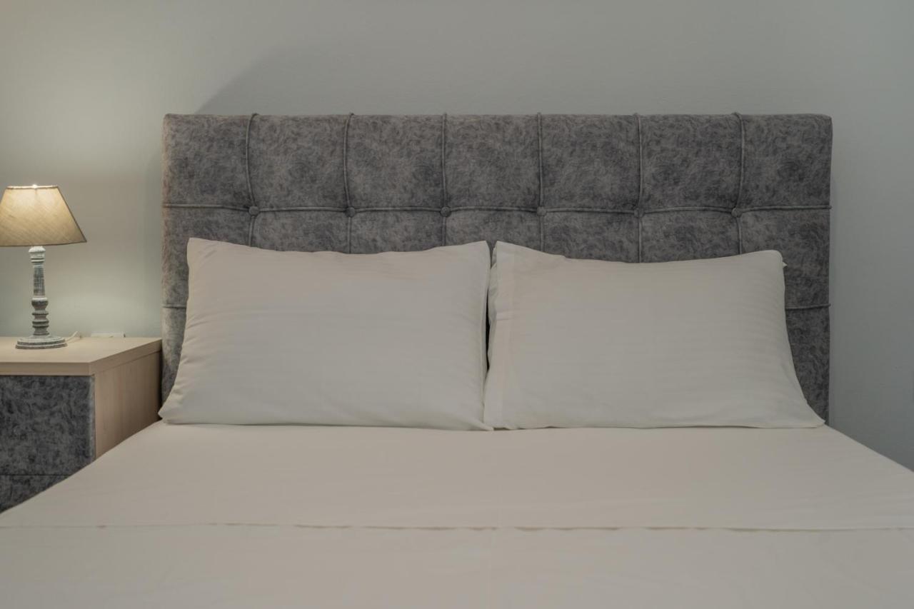 Comfy Apt Next To Metro Atene Esterno foto